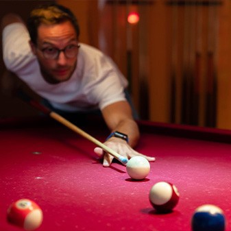 Billard in der Roots Sportsbar Braunschweig